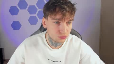 Snapshot of chris_tyson chatting on January 19, 4:22 am Chris Tyson online show from January 19, 4:22 am