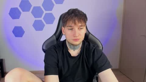 Snapshot of chris_tyson chatting on January 20, 10:04 pm Chris Tyson online show from January 20, 10:04 pm