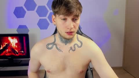 Snapshot of chris_tyson chatting on January 26, 8:13 pm Chris Tyson online show from January 26, 8:13 pm