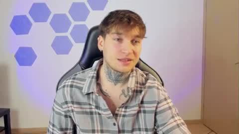 Snapshot of chris_tyson chatting on February 3, 12:47 pm Chris Tyson online show from February 3, 12:47 pm