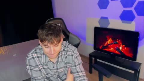 Snapshot of chris_tyson chatting on February 14, 10:25 pm Chris Tyson online show from February 14, 10:25 pm