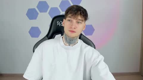 Snapshot of chris_tyson chatting on February 26, 10:42 pm Chris Tyson online show from February 26, 10:42 pm