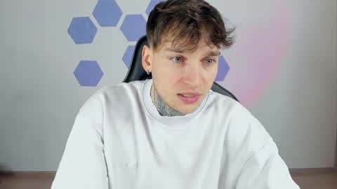 Snapshot of chris_tyson chatting on February 27, 1:48 am Chris Tyson online show from February 27, 1:48 am