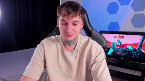 Snapshot of chris_tyson chatting on September 13, 2:00 am Chris Tyson online show from September 13, 2:00 am