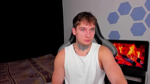 Snapshot of chris_tyson chatting on September 20, 2:12 am Chris Tyson online show from September 20, 2:12 am