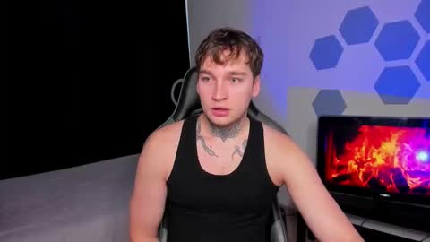 Snapshot of chris_tyson chatting on October 5, 9:40 am Chris Tyson online show from October 5, 9:40 am