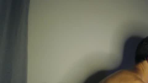 Chris Hemsworth online show from March 5, 8:27 pm