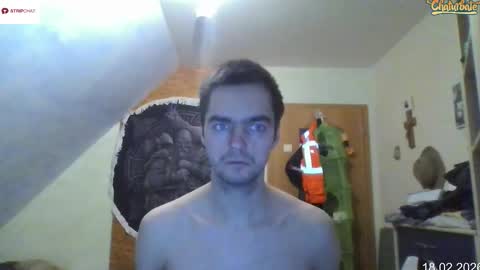 Snapshot of chrisjung301160 chatting on February 18, 6:15 pm chrisjung301160 online show from February 18, 6:15 pm