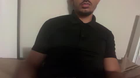 chrislover2125 online show from April 6, 3:37 am