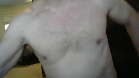 Snapshot of chrismas1 chatting on February 20, 1:36 am chrismas1 online show from February 20, 1:36 am