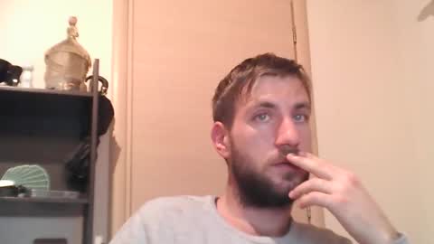 Snapshot of chrismipa1996 chatting on December 1, 11:04 pm Chris online show from December 1, 11:04 pm