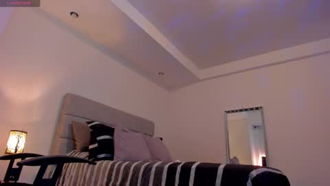 chrismorgan24 online show from March 25, 10:27 pm