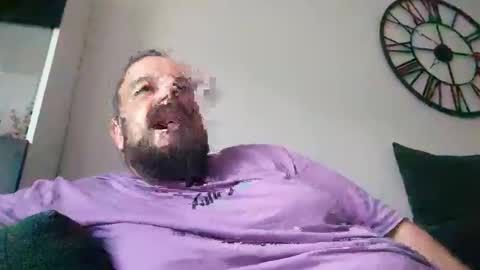 chris  ole online show from April 19, 4:50 pm