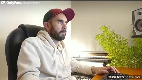 Snapshot of chrissmithin5 chatting on January 20, 3:15 am Cardamomo online show from January 20, 3:15 am