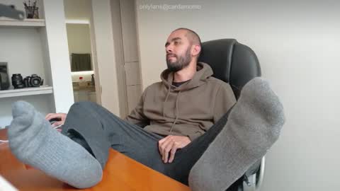 Snapshot of chrissmithin5 chatting on December 19, 5:09 pm Cardamomo online show from December 19, 5:09 pm