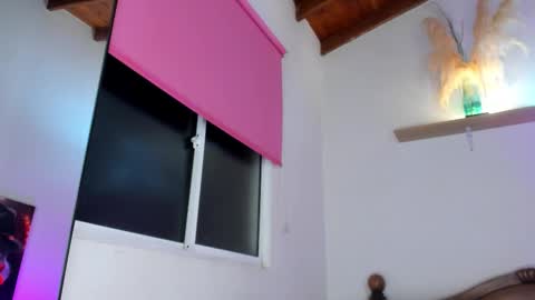 Snapshot of chrisstianford chatting on October 16, 6:25 am Hi dont forguet to follow me    online show from October 16, 6:25 am