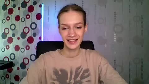 Snapshot of chrissy_joyful chatting on April 20, 3:31 am chrissy_joyful online show from April 20, 3:31 am