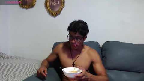 Snapshot of christian_musclet4 chatting on October 15, 6:19 pm ---Chistian--- online show from October 15, 6:19 pm
