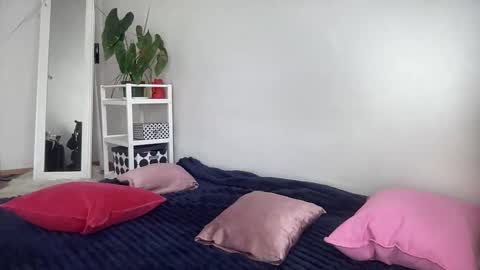 Snapshot of christina_rosse chatting on May 31, 8:21 am christina rosse online show from May 31, 8:21 am
