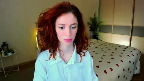 Snapshot of christinaconteeree chatting on May 29, 7:23 pm christinaconteeree online show from May 29, 7:23 pm
