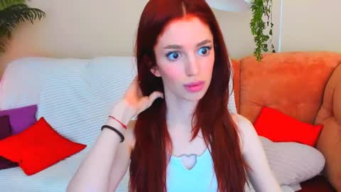 christinaconteeree online show from July 26, 7:10 pm