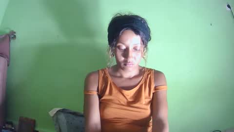 christine213 online show from February 1, 6:39 pm