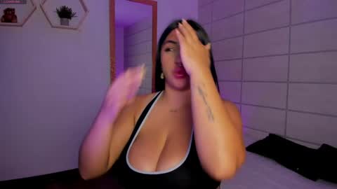 Christine  online show from April 13, 12:21 pm