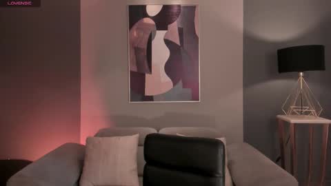 Christine Ford online show from March 4, 11:38 am