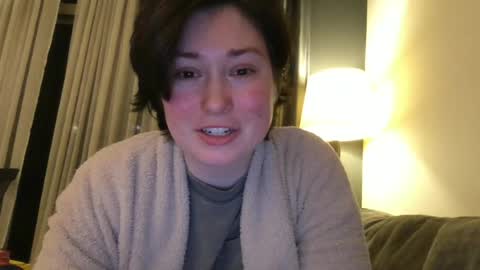 Snapshot of christinescorner chatting on June 21, 2:36 am Christine online show from June 21, 2:36 am