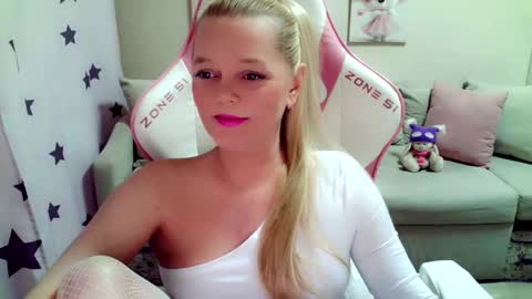 Christi online show from January 17, 7:35 am