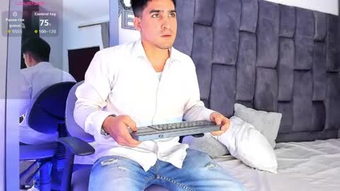 christopher online show from April 16, 10:23 pm