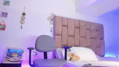 Snapshot of christopher_harris_ chatting on May 26, 9:55 pm christopher online show from May 26, 9:55 pm