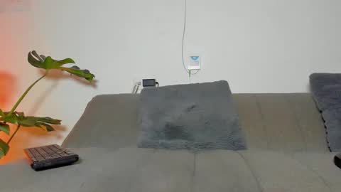 Snapshot of christopher_park chatting on February 19, 6:11 am Christopher online show from February 19, 6:11 am