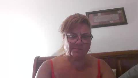 Snapshot of christopher_rain chatting on May 2, 3:11 am Christopher Rain online show from May 2, 3:11 am