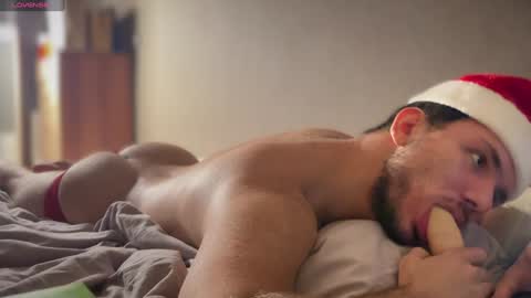 Snapshot of christophertan chatting on December 10, 1:22 pm Christopher online show from December 10, 1:22 pm