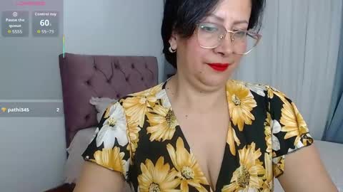 Snapshot of christy_ant chatting on May 15, 7:43 pm Christy online show from May 15, 7:43 pm