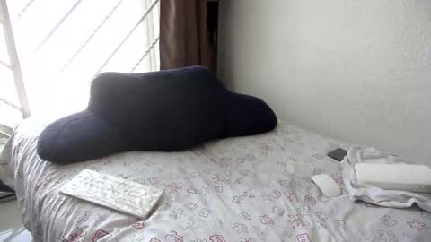 Chrixtopherobin online show from March 28, 11:15 pm