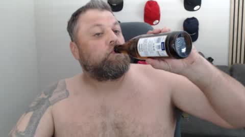 Chrizz online show from April 18, 1:59 pm