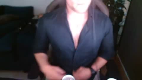 Snapshot of chrjoh22 chatting on July 18, 3:33 am chrjoh22 online show from July 18, 3:33 am