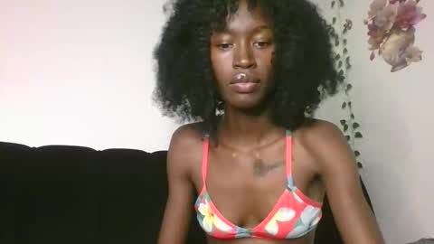 Snapshot of chroe22 chatting on March 1, 8:44 pm chroe22 online show from March 1, 8:44 pm