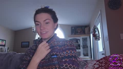 Snapshot of chroniclove chatting on December 10, 5:33 pm Marley online show from December 10, 5:33 pm