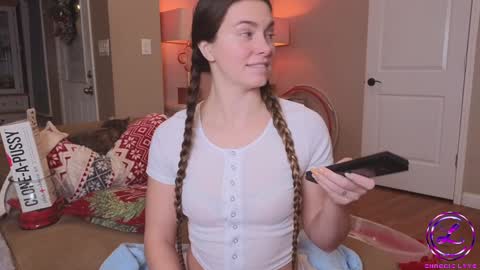 Snapshot of chroniclove chatting on December 13, 12:31 am Marley online show from December 13, 12:31 am