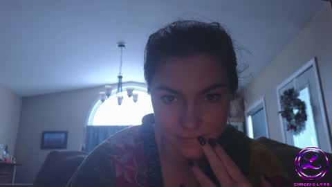 Snapshot of chroniclove chatting on January 5, 5:09 pm Marley online show from January 5, 5:09 pm