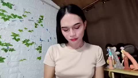 Ur Suraya22 online show from January 13, 8:52 am