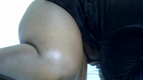 Snapshot of chubby_queenie07 chatting on July 7, 6:47 am DivaDee online show from July 7, 6:47 am