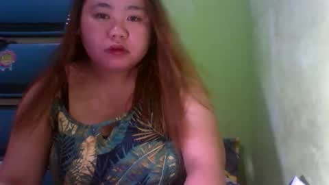 Snapshot of chubbybigtits_01 chatting on October 28, 9:02 am chubbybigtits_01 online show from October 28, 9:02 am