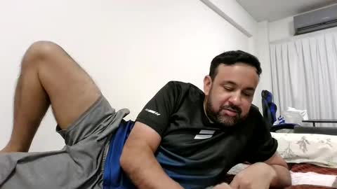 Guillote online show from March 28, 12:54 am