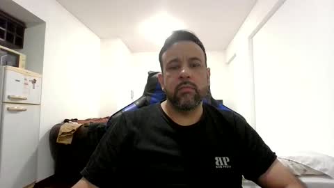 Guillote online show from April 6, 3:59 am