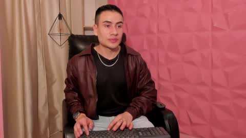 Snapshot of cian_frost chatting on July 30, 12:26 pm CIAN online show from July 30, 12:26 pm