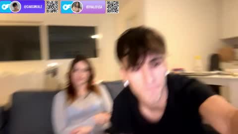 Snapshot of ciaosonoale chatting on December 8, 10:47 pm Alex online show from December 8, 10:47 pm